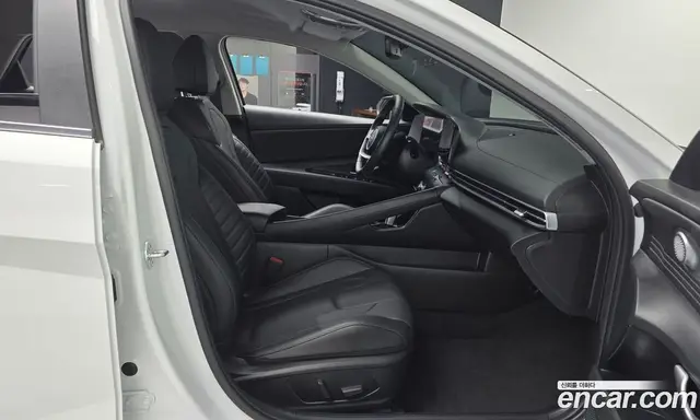 Hyundai Avante 2025 1.6 автомат (гидро), миниатюра 11