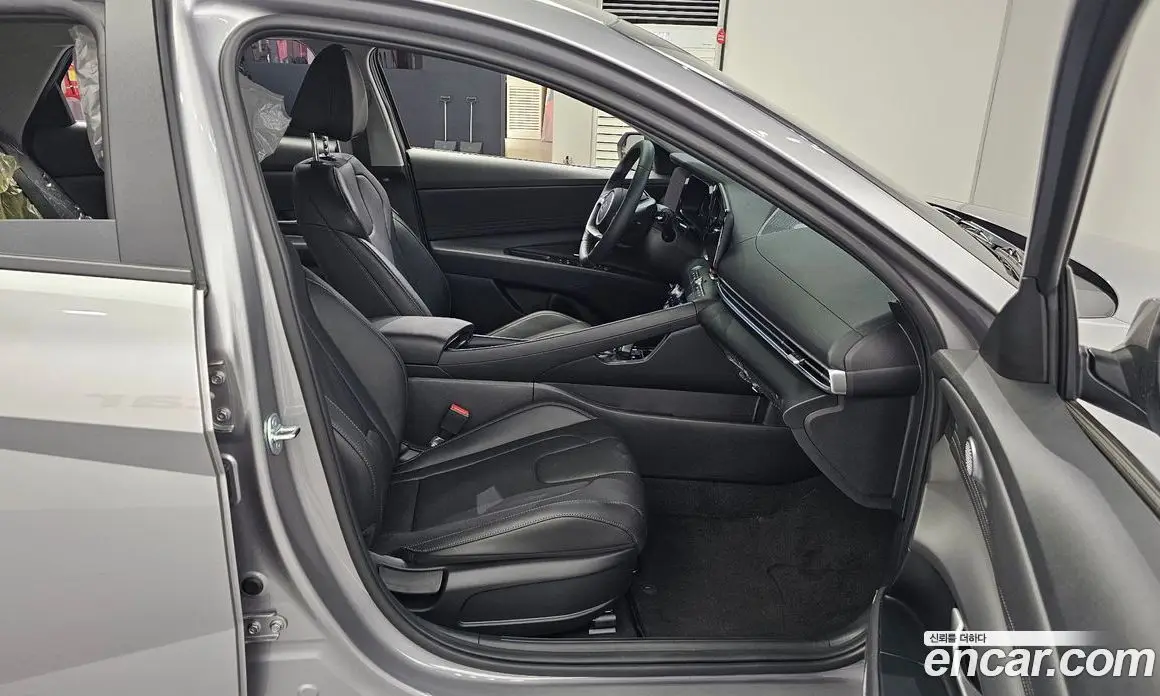Hyundai Avante 2025 1.6 автомат (гидро), фото 16
