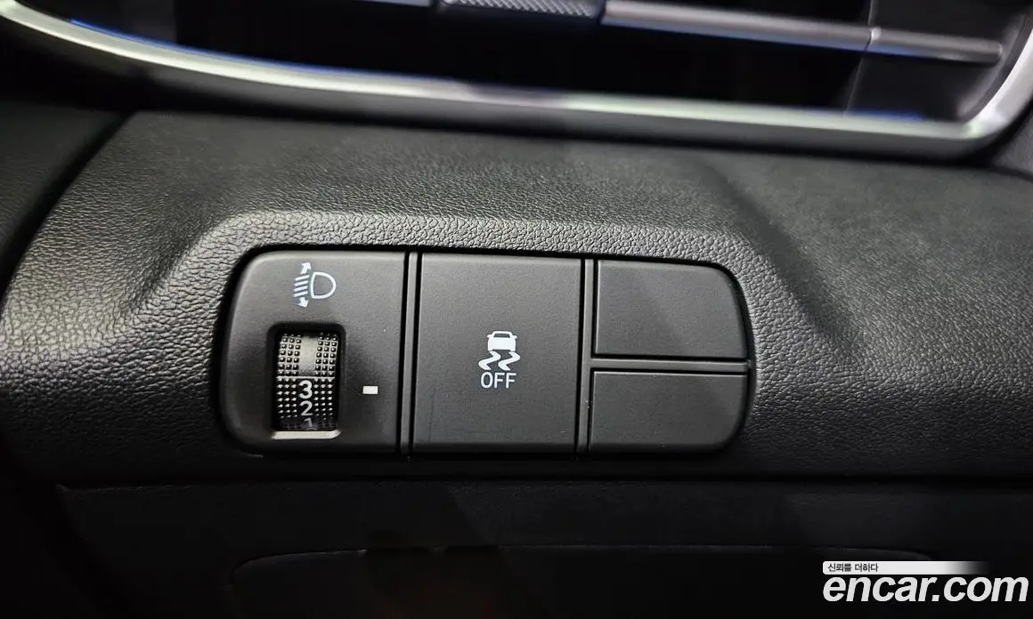 Hyundai Avante 2025 1.6 автомат (гидро), фото 26