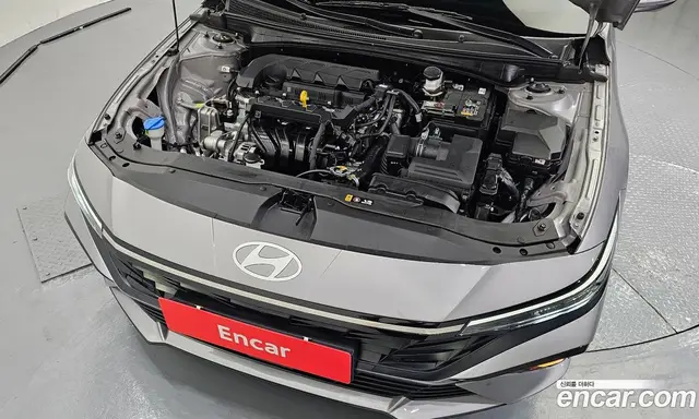 Hyundai Avante 2025 1.6 автомат (гидро), миниатюра 6