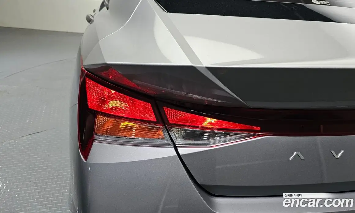 Hyundai Avante 2025 1.6 автомат (гидро), фото 9