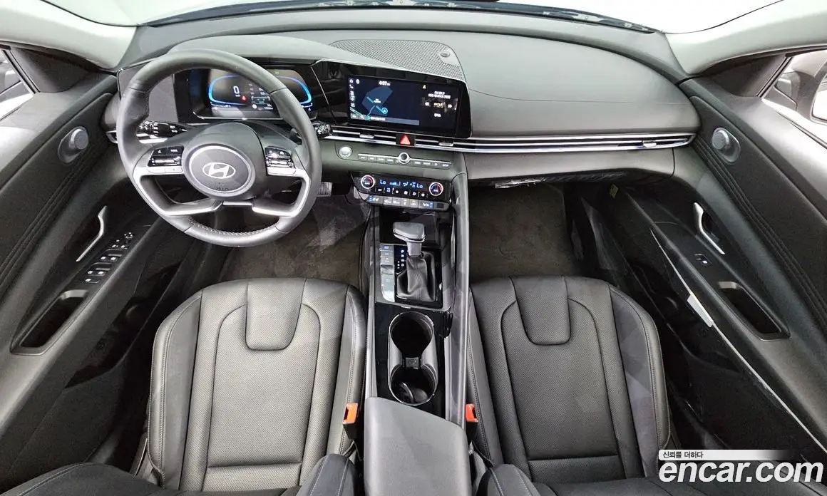 Hyundai Avante 2025 1.6 автомат (гидро), фото 10