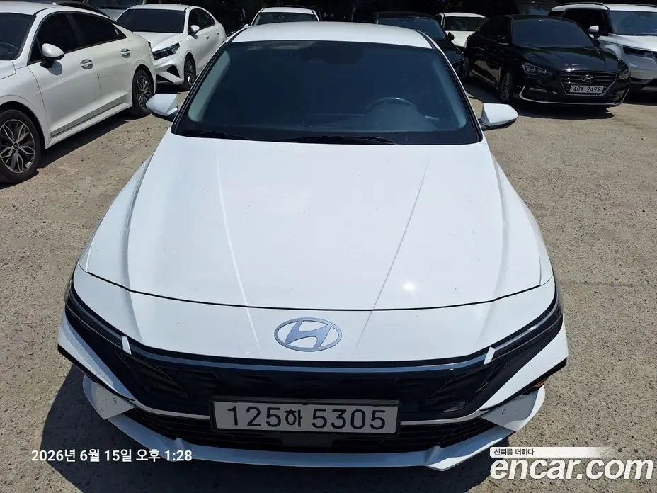 Hyundai Avante 2026 1.6 автомат (гидро), фото 3