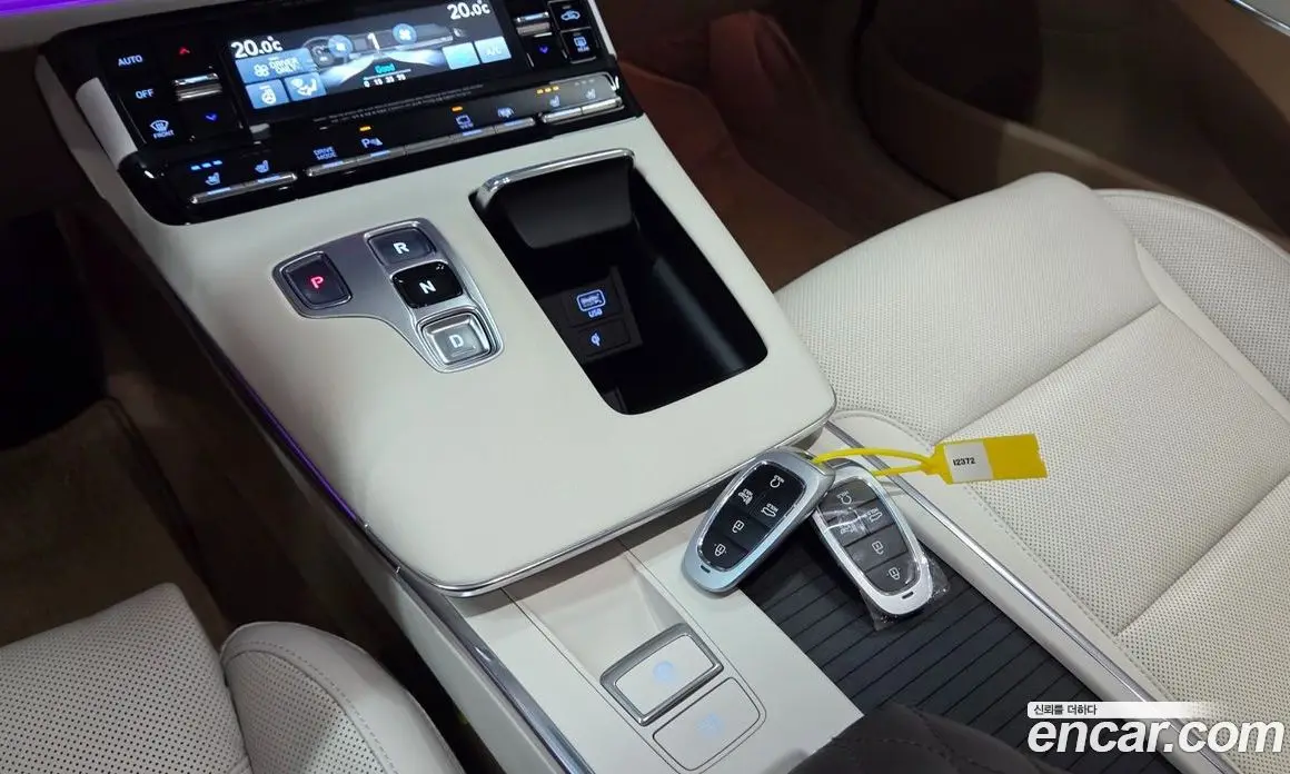 Hyundai Grandeur 2022 2.4 автомат (гидро), фото 11