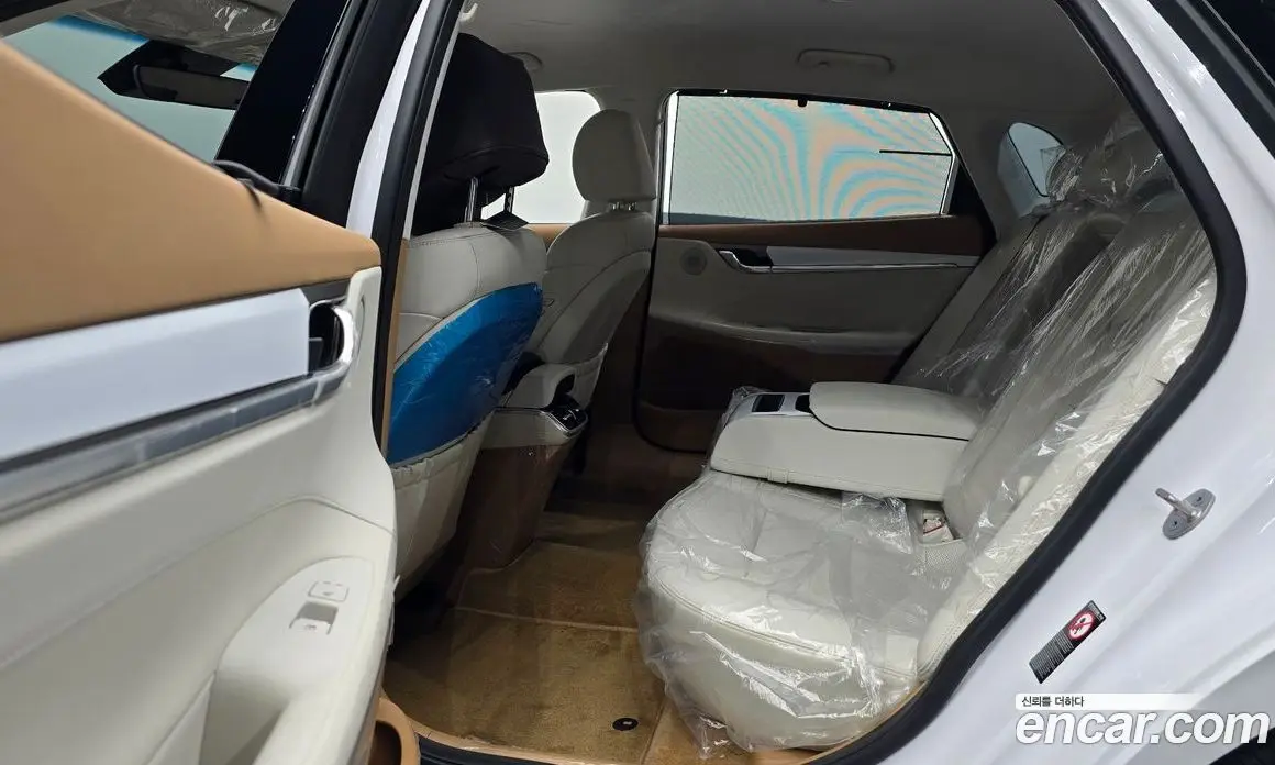 Hyundai Grandeur 2022 2.4 автомат (гидро), фото 15