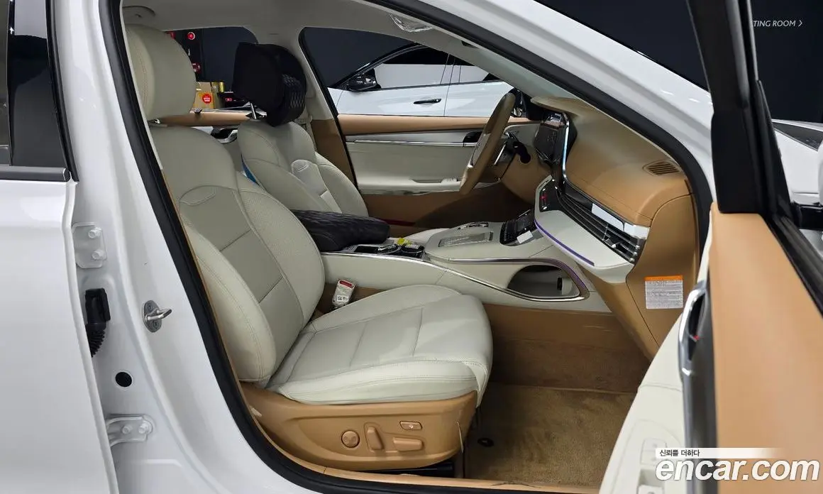 Hyundai Grandeur 2022 2.4 автомат (гидро), фото 17