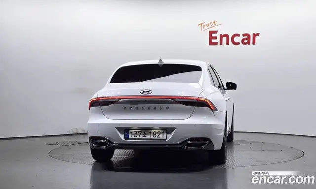 Hyundai Grandeur 2022 2.4 автомат (гидро), миниатюра 3