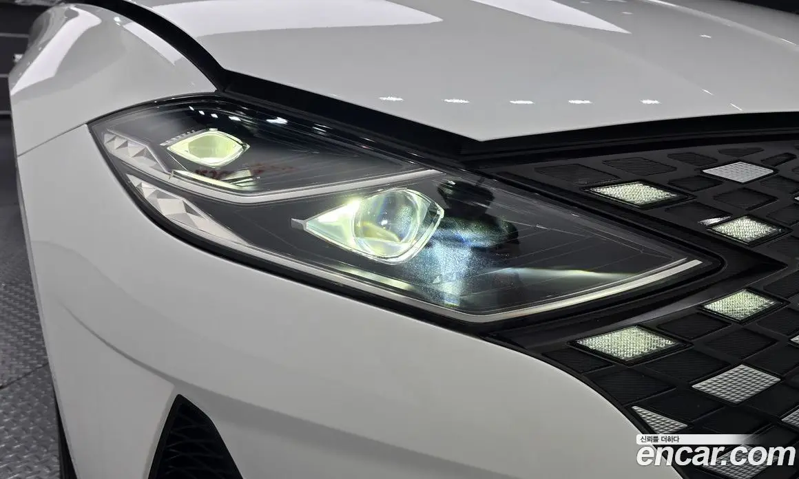 Hyundai Grandeur 2022 2.4 автомат (гидро), фото 7