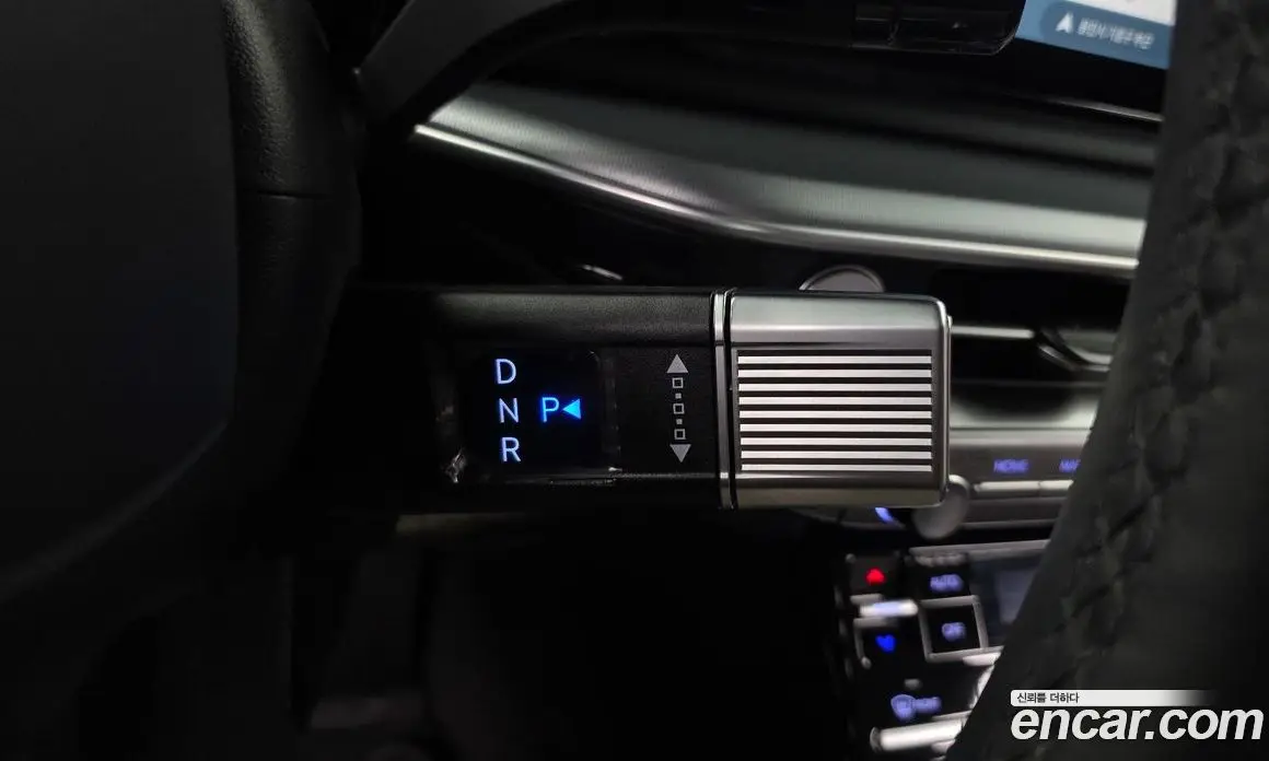 Hyundai Grandeur 2023 2.5 автомат (гидро), фото 12