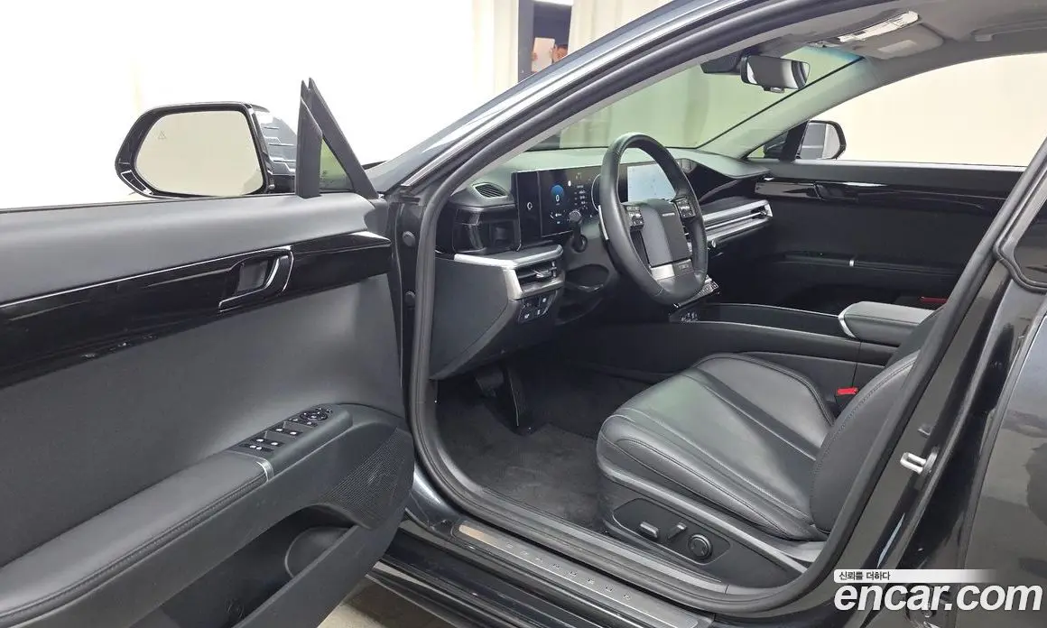 Hyundai Grandeur 2023 2.5 автомат (гидро), фото 13