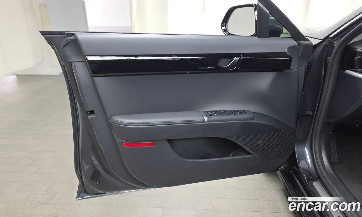 Hyundai Grandeur 2023 2.5 автомат (гидро), фото 14