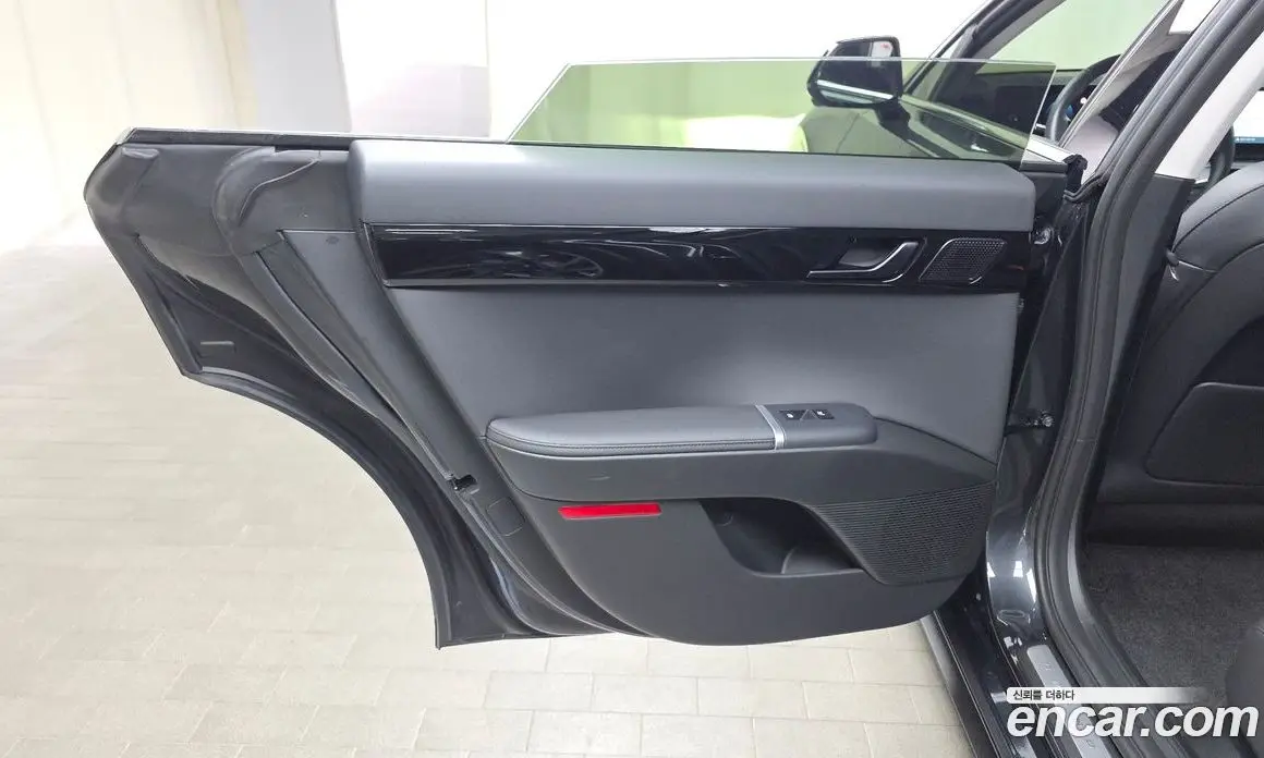 Hyundai Grandeur 2023 2.5 автомат (гидро), фото 15