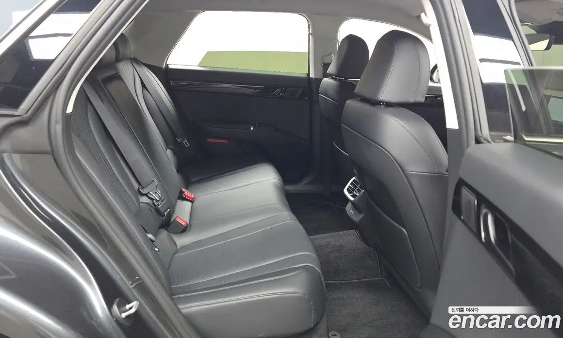 Hyundai Grandeur 2023 2.5 автомат (гидро), фото 18