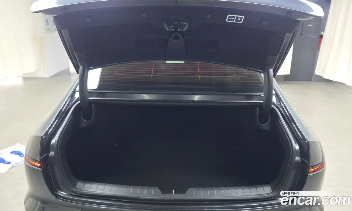 Hyundai Grandeur 2023 2.5 автомат (гидро), фото 26