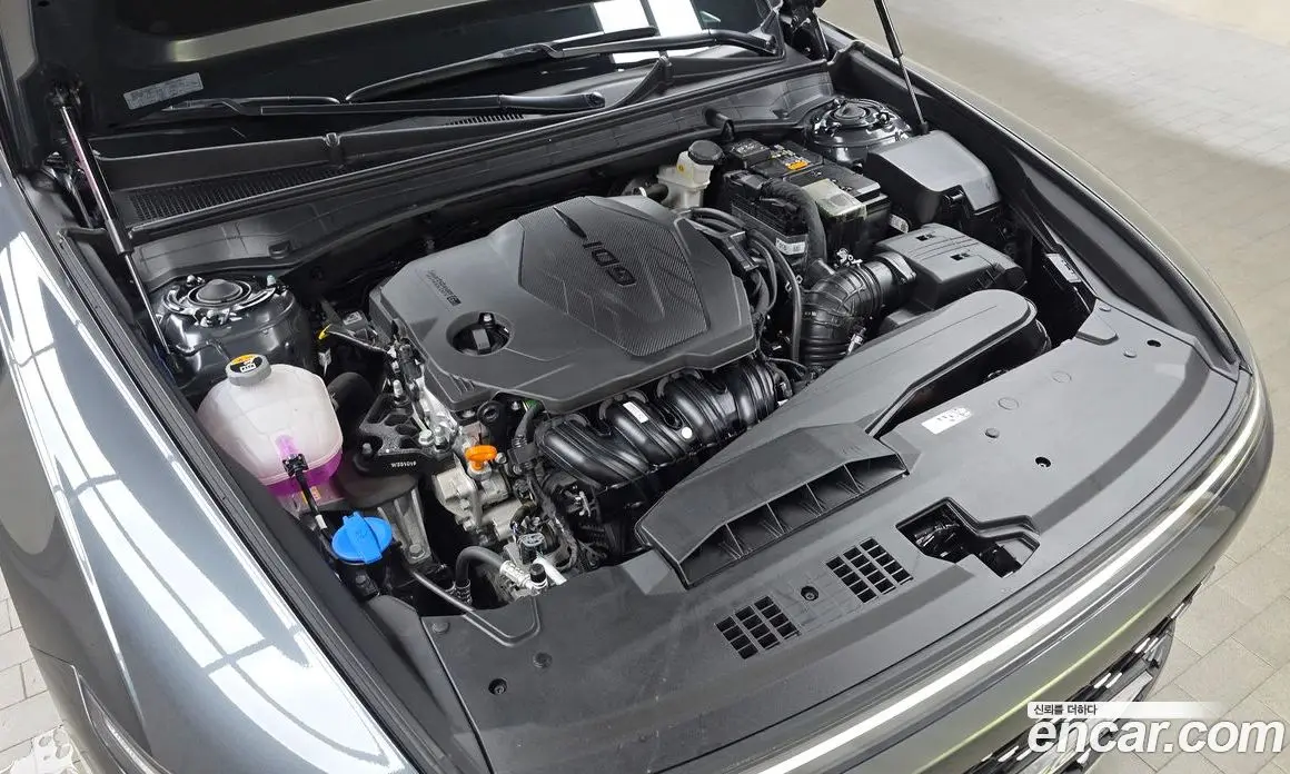 Hyundai Grandeur 2023 2.5 автомат (гидро), фото 6