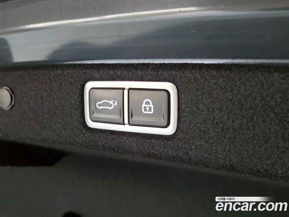 Hyundai Grandeur 2023 2.5 автомат (гидро), фото 17