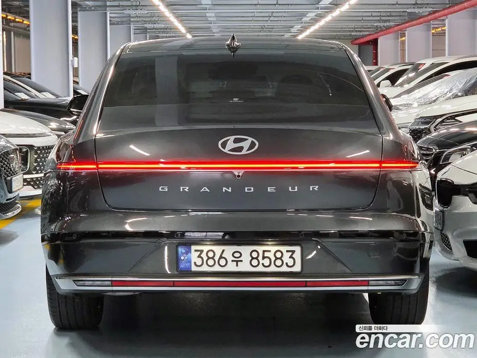 Hyundai Grandeur 2023 2.5 автомат (гидро), фото 4