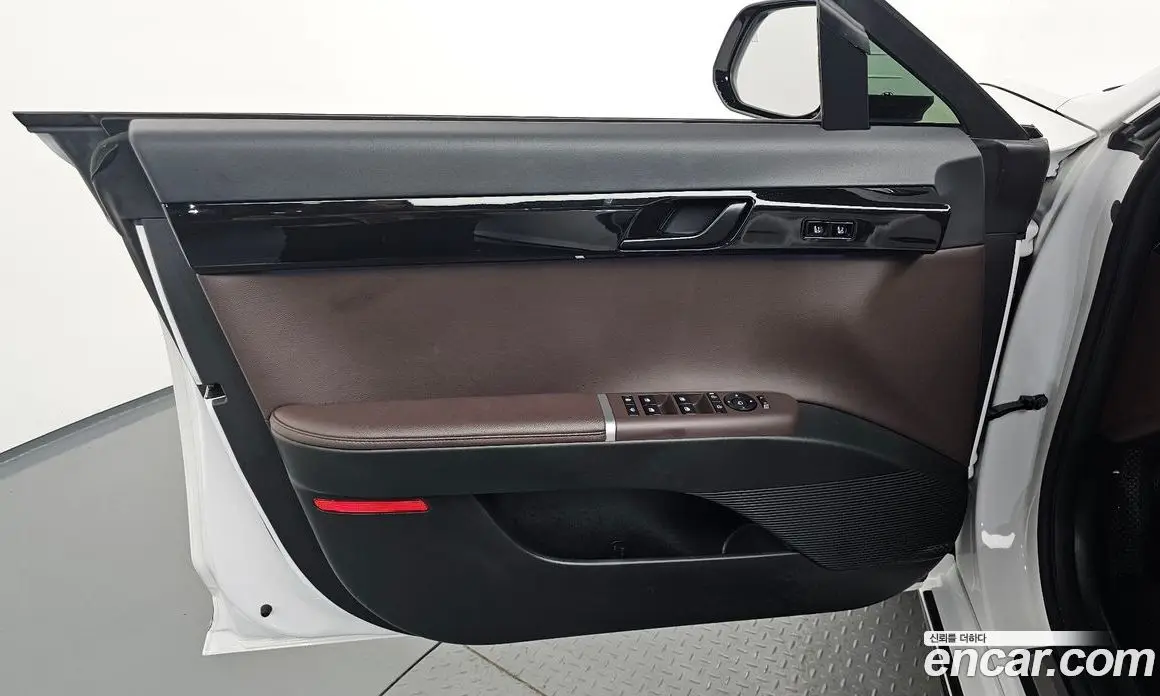 Hyundai Grandeur 2023 2.5 автомат (гидро), фото 14