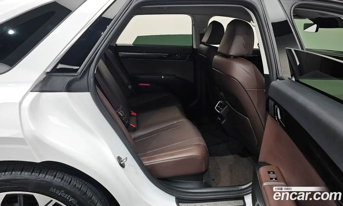 Hyundai Grandeur 2023 2.5 автомат (гидро), фото 17