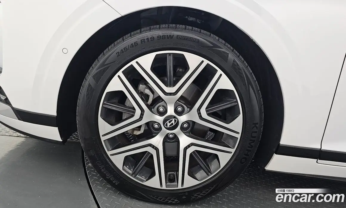 Hyundai Grandeur 2023 2.5 автомат (гидро), фото 5