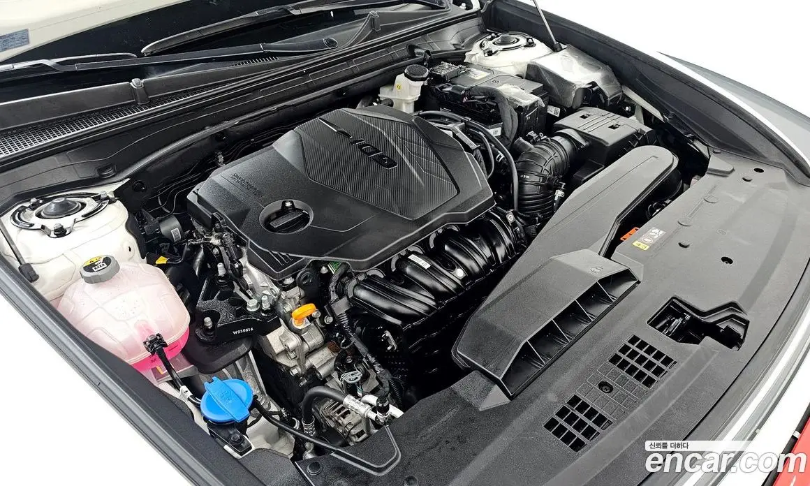Hyundai Grandeur 2023 2.5 автомат (гидро), фото 6
