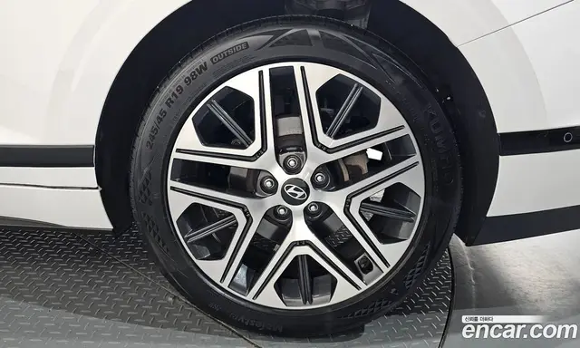 Hyundai Grandeur 2023 2.5 автомат (гидро), миниатюра 7