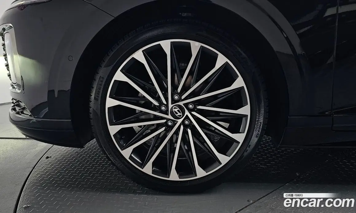 Hyundai Grandeur 2024 1.6 автомат (гидро), фото 4