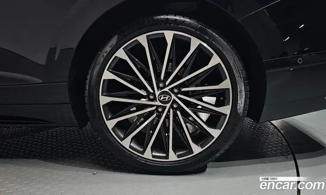 Hyundai Grandeur 2024 1.6 автомат (гидро), миниатюра 6