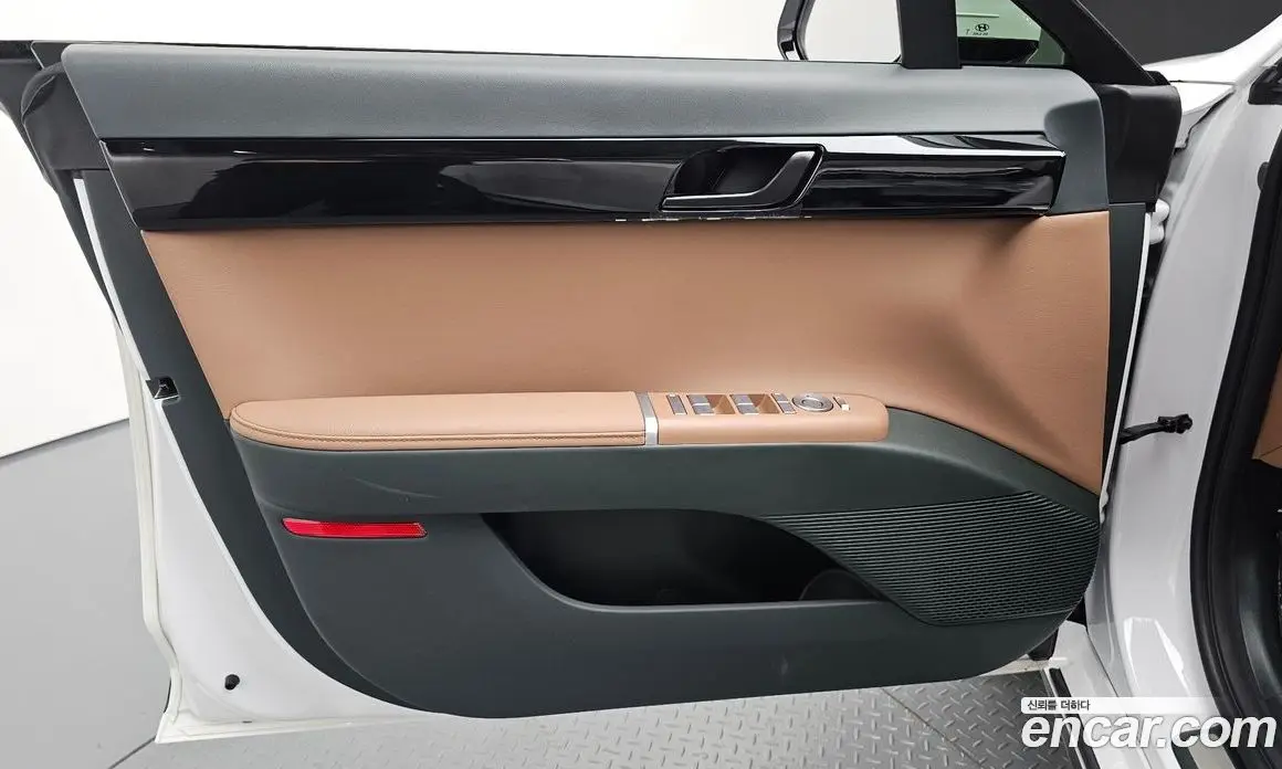 Hyundai Grandeur 2025 2.5 автомат (гидро), фото 14