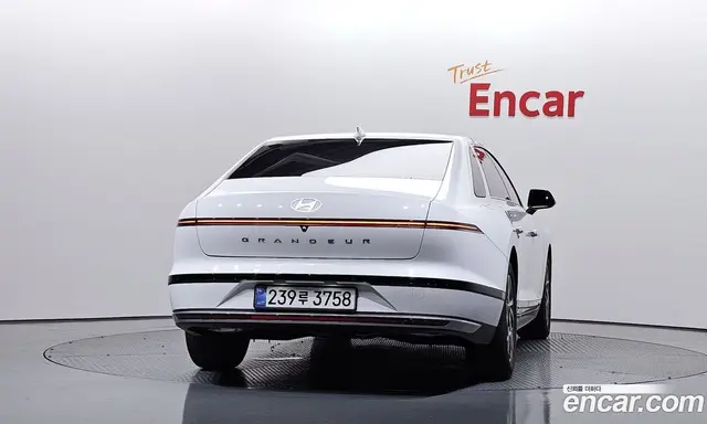 Hyundai Grandeur 2025 2.5 автомат (гидро), миниатюра 4