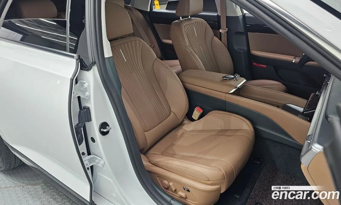 Hyundai Grandeur 2025 2.5 автомат (гидро), фото 17