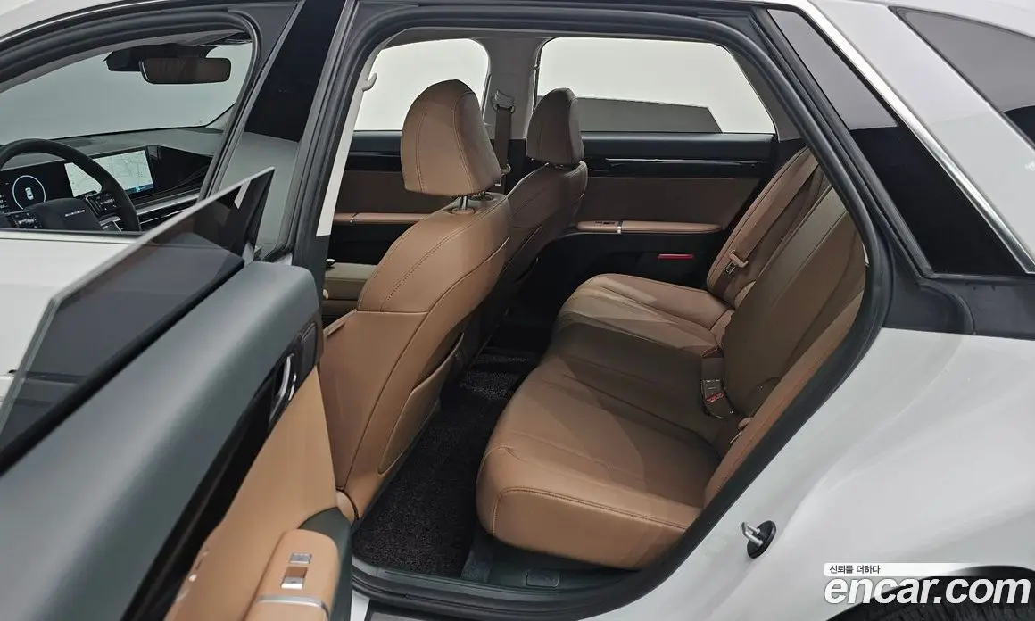 Hyundai Grandeur 2025 2.5 автомат (гидро), фото 18