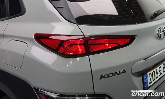 Hyundai Kona 2022 2.0 автомат (гидро), миниатюра 8