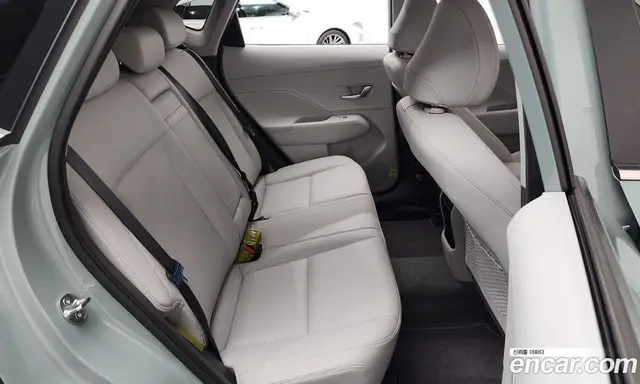 Hyundai Kona 2023 1.6 автомат (гидро), миниатюра 12