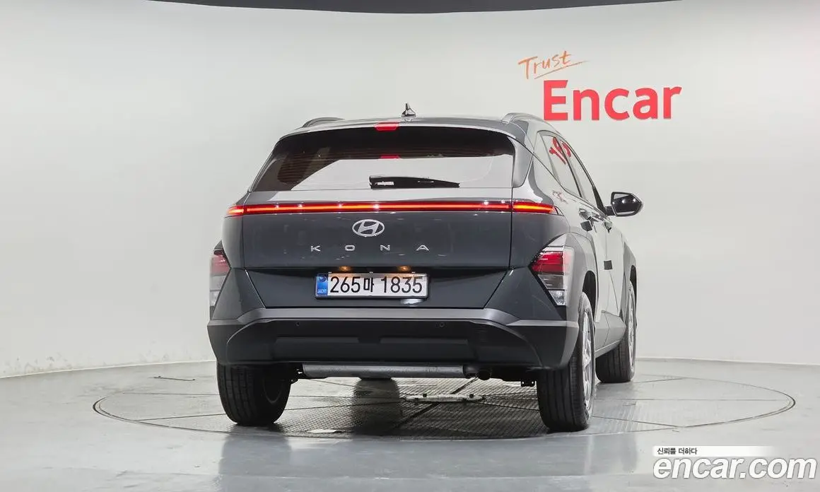 Hyundai Kona 2025 1.6 автомат (гидро), фото 4