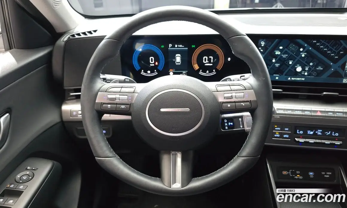 Hyundai Kona 2025 1.6 автомат (гидро), фото 13