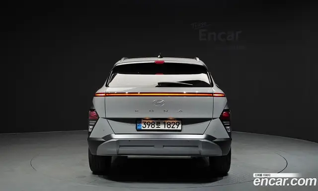Hyundai Kona 2025 1.6 автомат (гидро), миниатюра 4