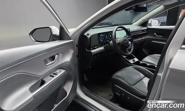 Hyundai Kona 2025 1.6 автомат (гидро), миниатюра 10