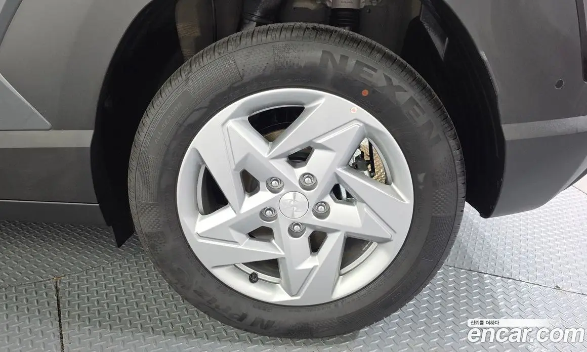 Hyundai Kona 2026 1.6 автомат (гидро), фото 7