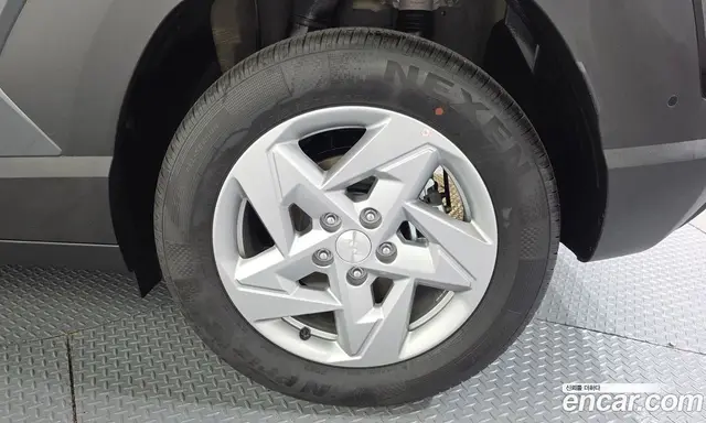 Hyundai Kona 2026 1.6 автомат (гидро), миниатюра 7