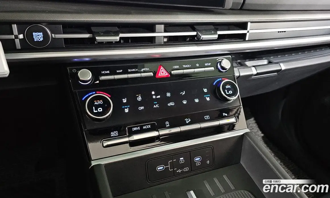 Hyundai Santa Fe 2024 2.5 автомат (гидро), фото 16