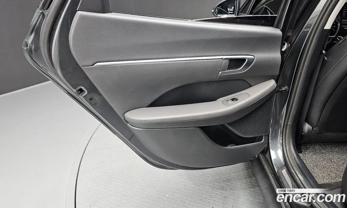 Hyundai Sonata 2021 2.0 автомат (гидро), фото 15