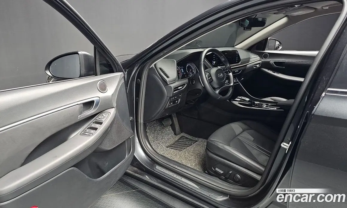 Hyundai Sonata 2021 2.0 автомат (гидро), фото 17
