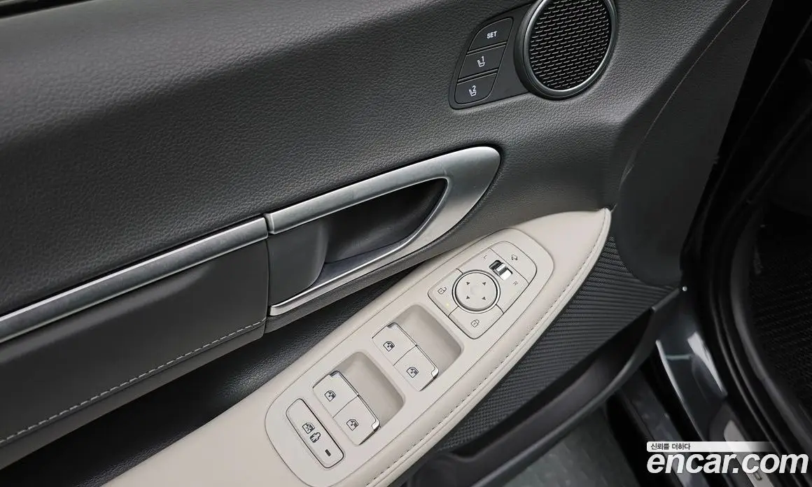 Hyundai Sonata 2023 1.6 автомат (гидро), фото 13