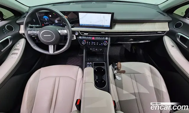 Hyundai Sonata 2023 1.6 автомат (гидро), миниатюра 7