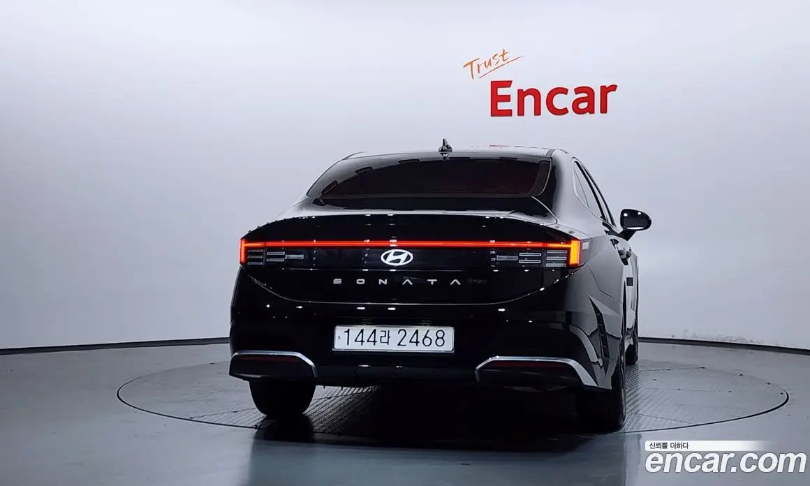 Hyundai Sonata 2023 2.0 автомат (гидро), фото 4