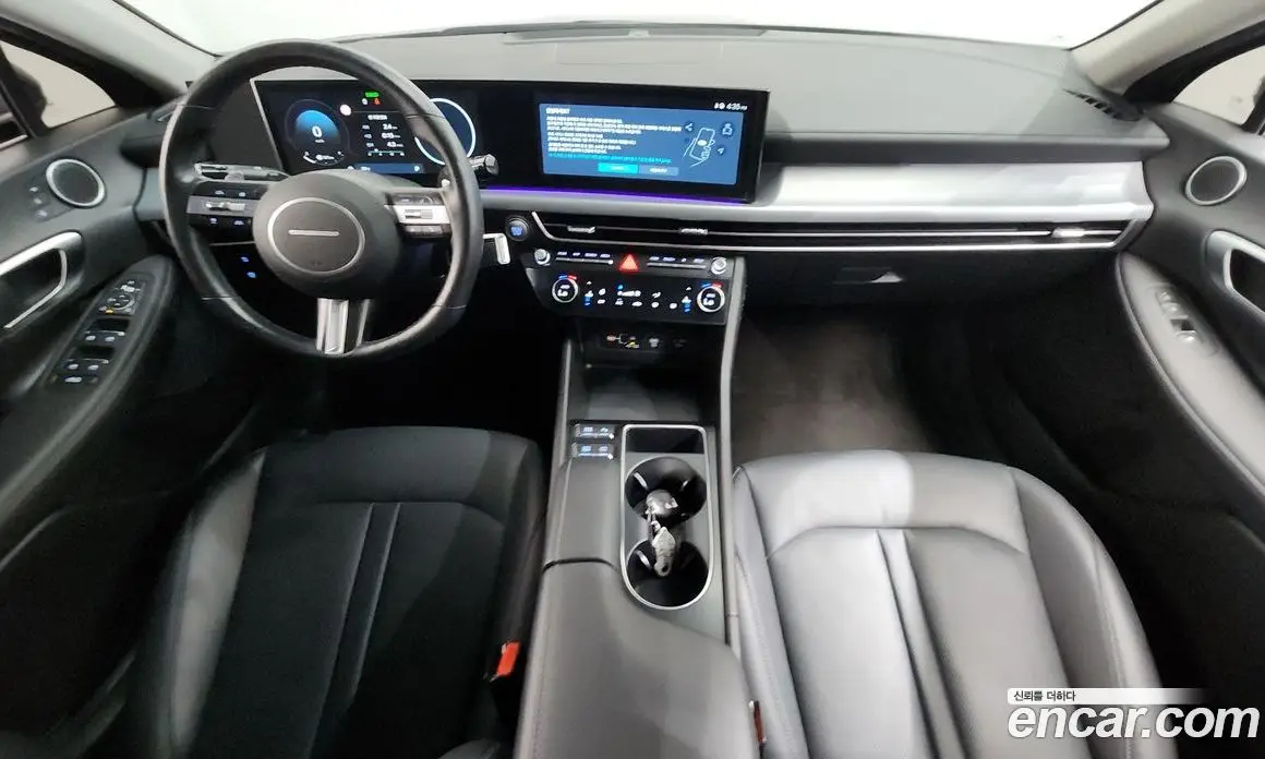 Hyundai Sonata 2023 2.0 автомат (гидро), фото 10