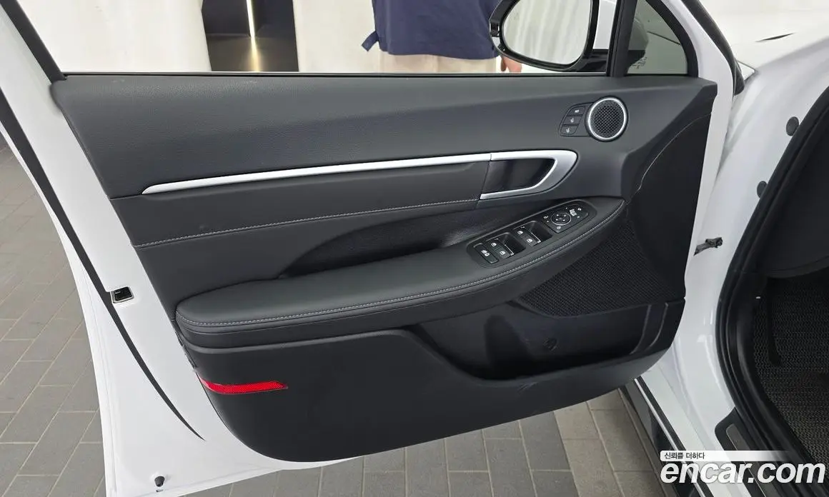Hyundai Sonata 2024 1.6 автомат (гидро), фото 14