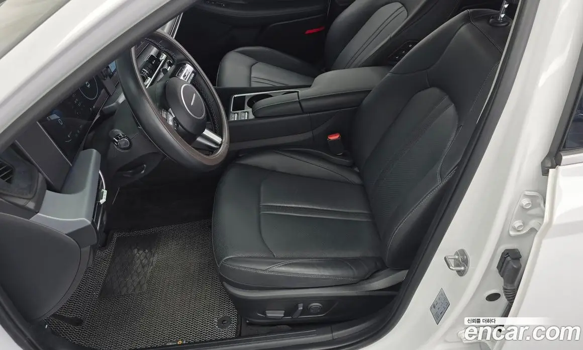Hyundai Sonata 2024 1.6 автомат (гидро), фото 31