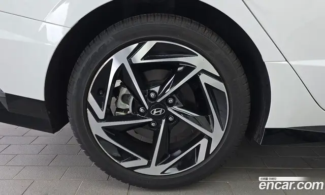 Hyundai Sonata 2024 1.6 автомат (гидро), миниатюра 5
